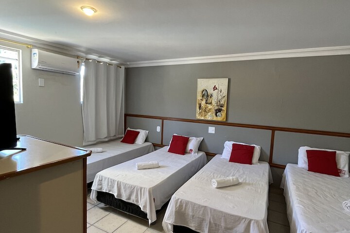 Room 10 of 26
