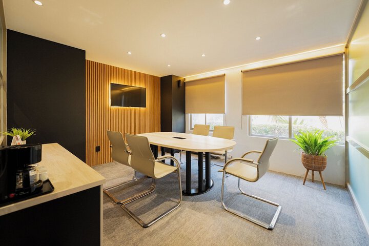 Business Center 92 of 117