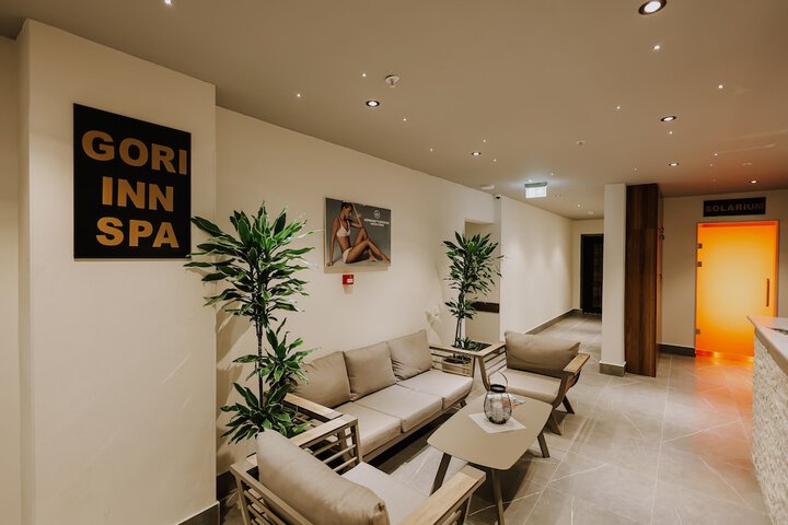 Spa 48 of 68