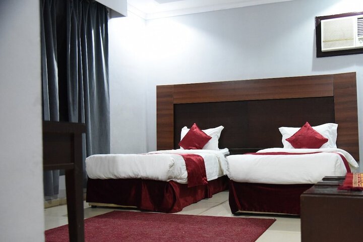 Hotel 73 of 117
