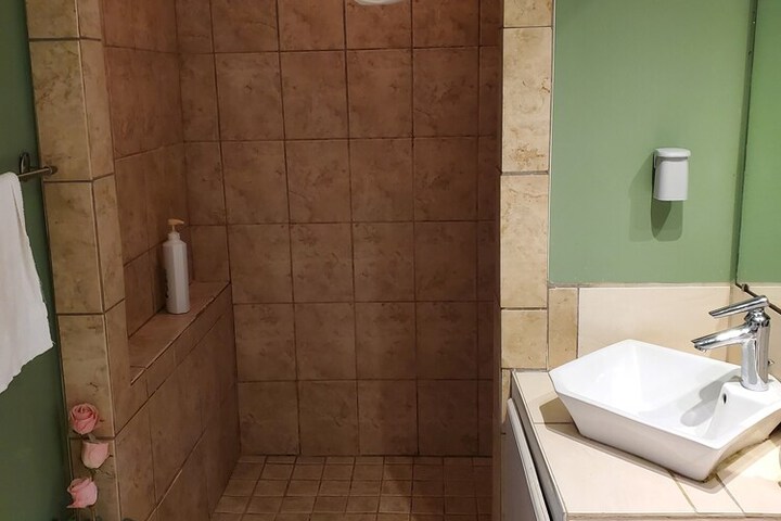 Room 139 of 163