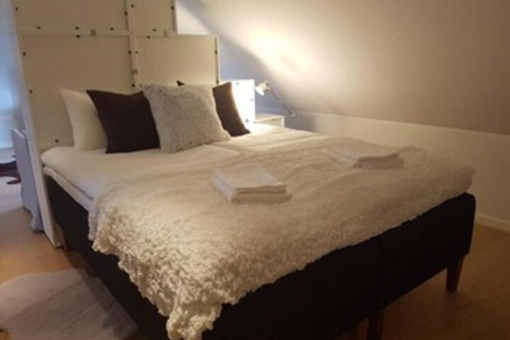 Room 16 of 17