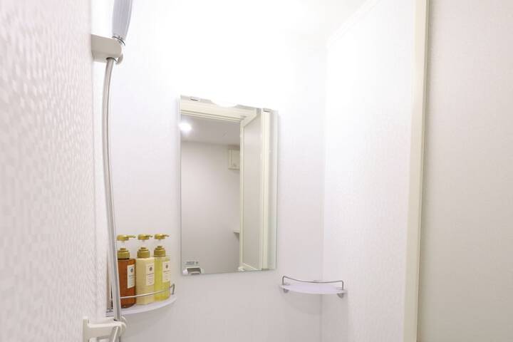 Room 18 of 51