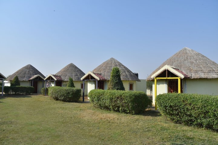 Hotel Exterior 10 of 10