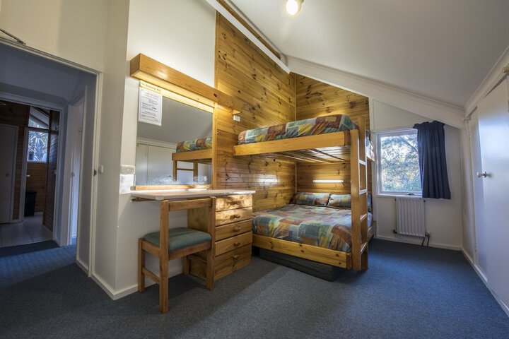 Room 8 of 48