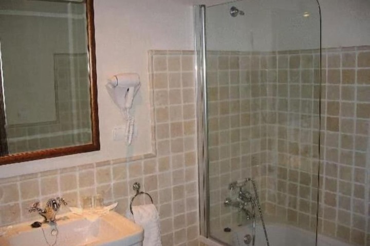 Bath Photo