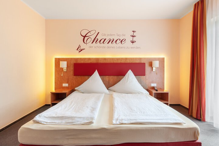 Room 10 of 55