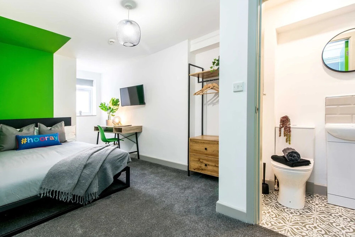 Room 2 of 14