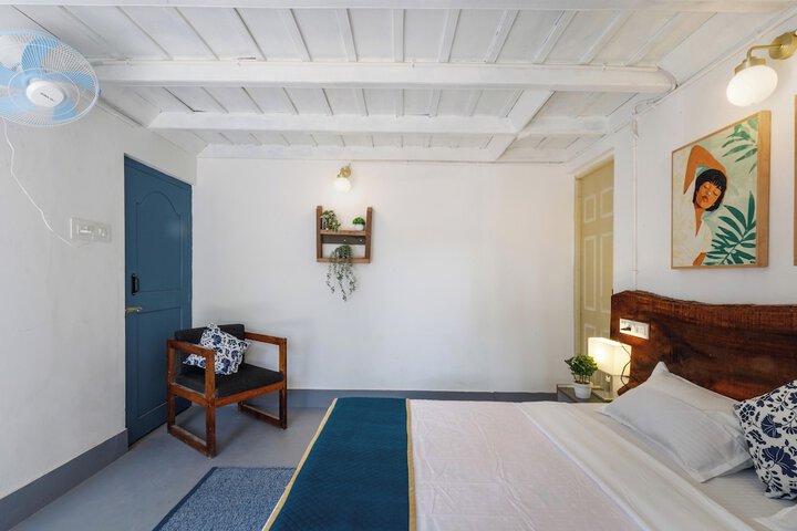 Room 8 of 30