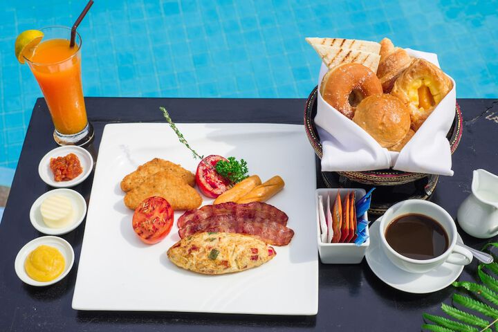 Breakfast/Coffee Service 110 of 135