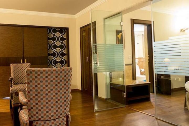 Room 23 of 68