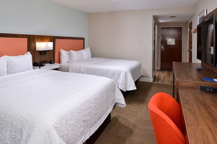 2 Double Beds (5 of 9)