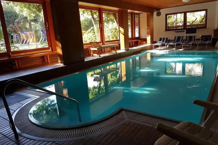 Hotel with Pool