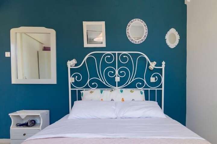 Room 5 of 22