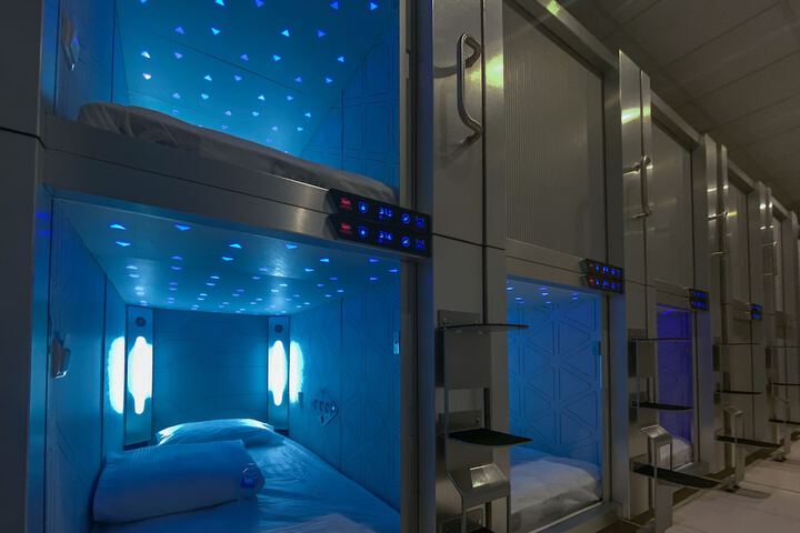 Room 9 of 23