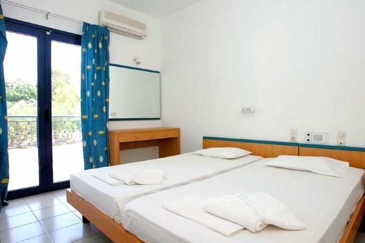 Room 2 of 21