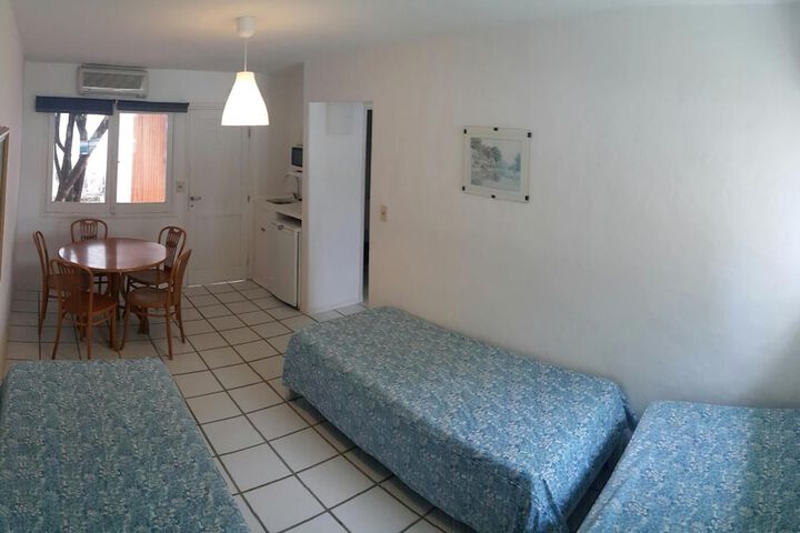 Room 15 of 65