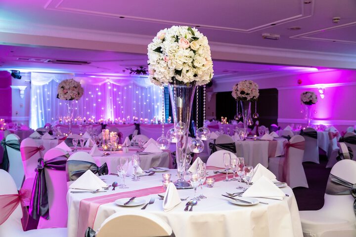 Ballroom/Hall 74 of 133