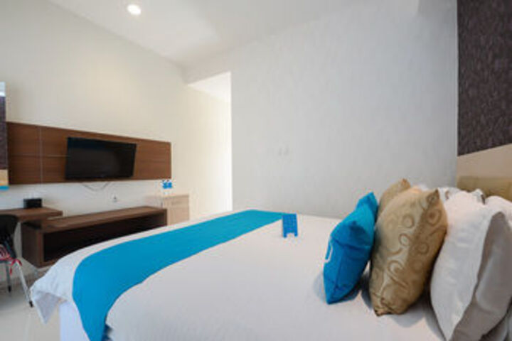 Room 18 of 36