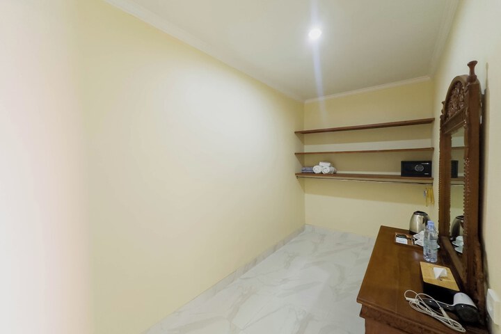 Room 54 of 73