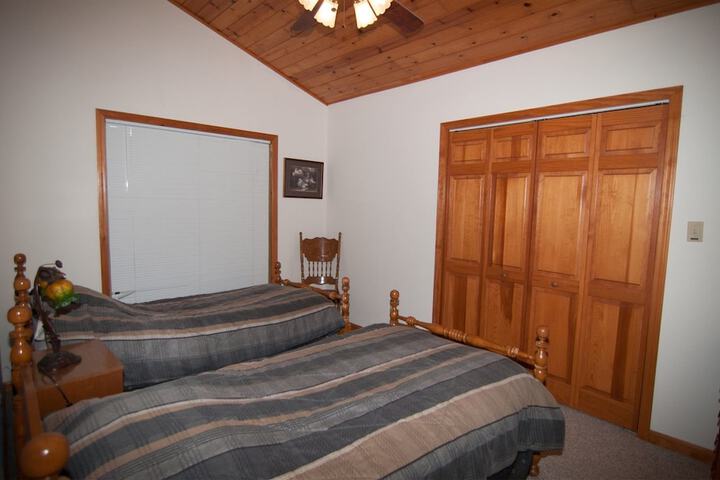 Room 3 of 26