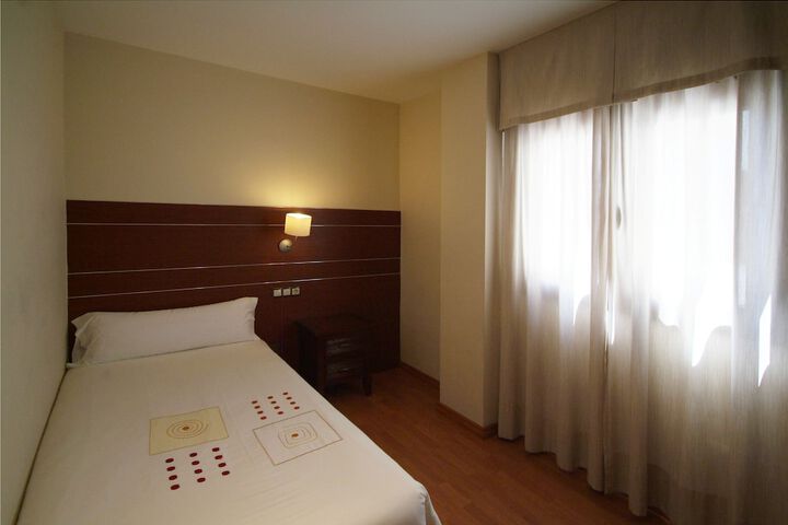 Room 11 of 70