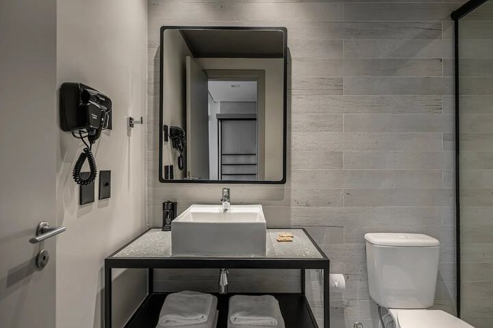 Room 25 of 45