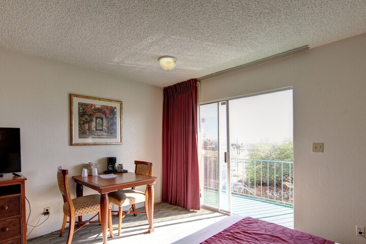2 Queen Beds Mountain View Pet Friendly Corner (4 of 15)