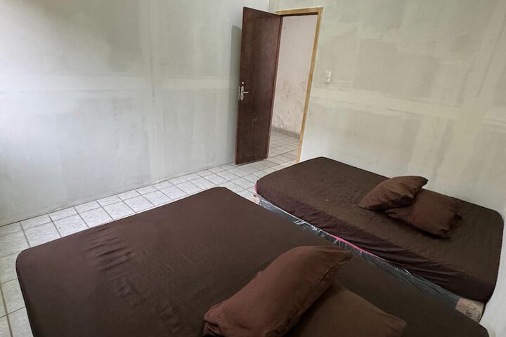 Room 14 of 25