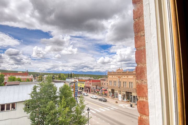 The Delaware Hotel Leadville | Bookonline.com