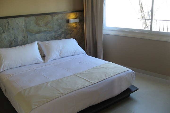 Room 13 of 39