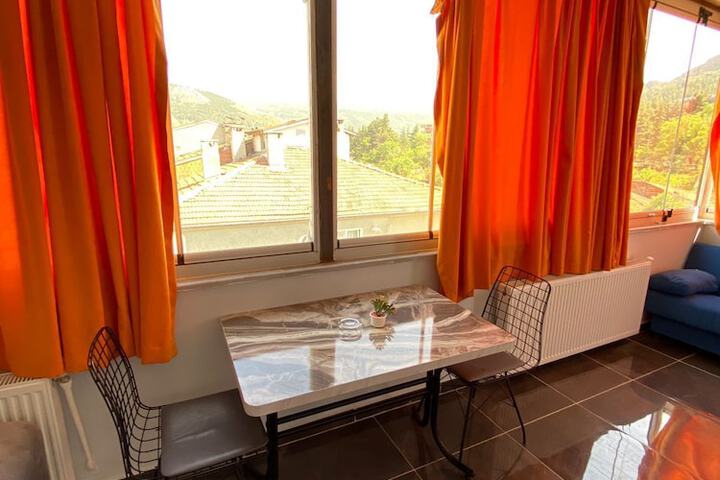 Room 2 of 11