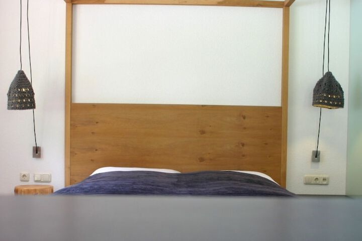 Room 14 of 69