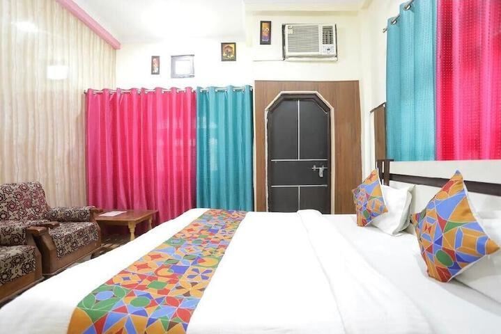 Room 12 of 14