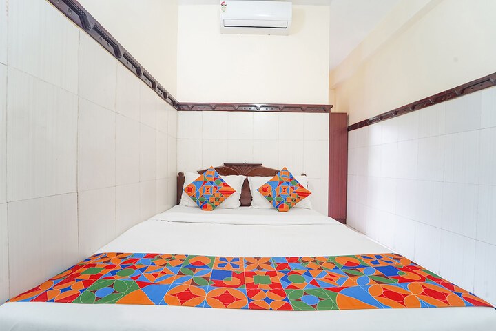 Room 12 of 22