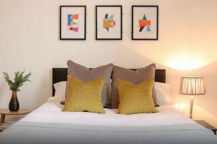 Room 3 of 5