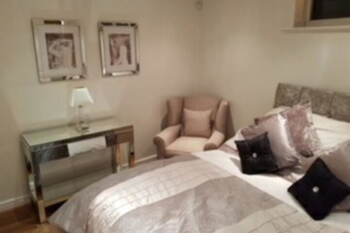 No 5 The Mews