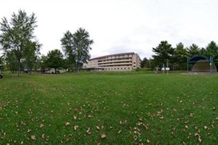Property Grounds 41 of 44