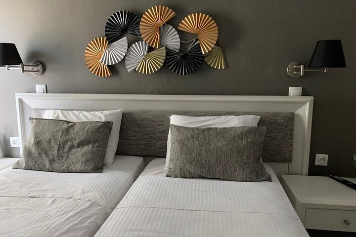 Room 34 of 35