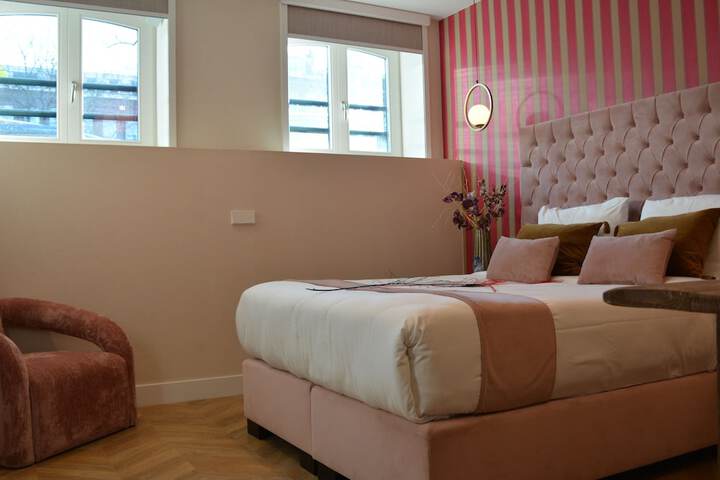 Room 42 of 83