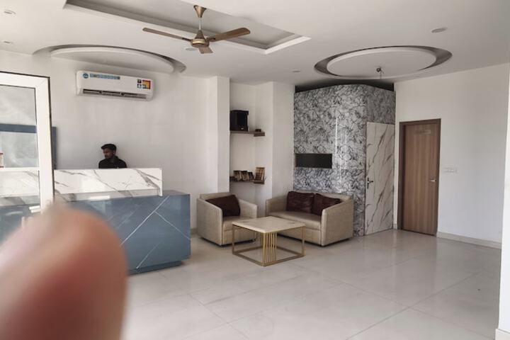 Hotel Interior 3 of 36