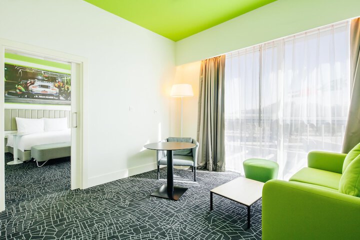Room 25 of 111