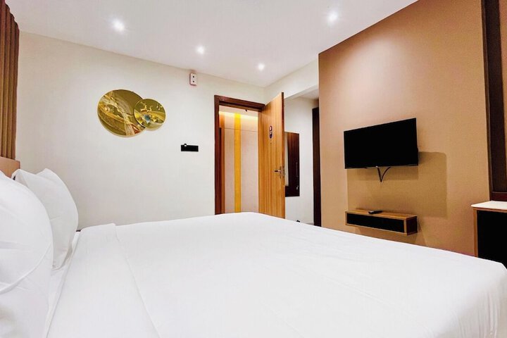 Room 6 of 43
