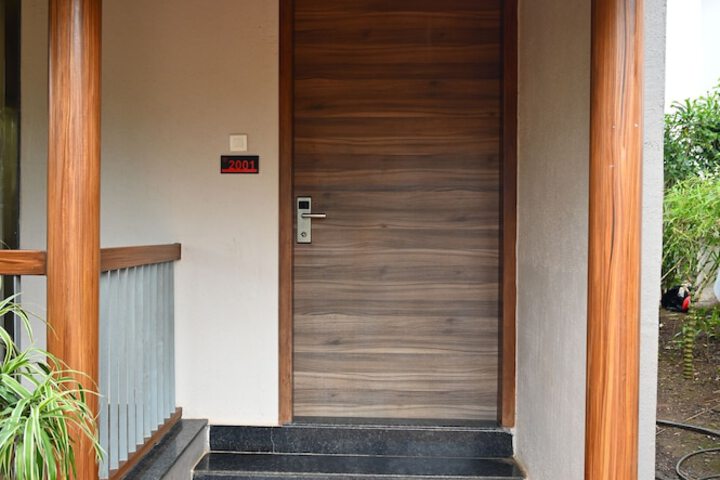Room 12 of 48