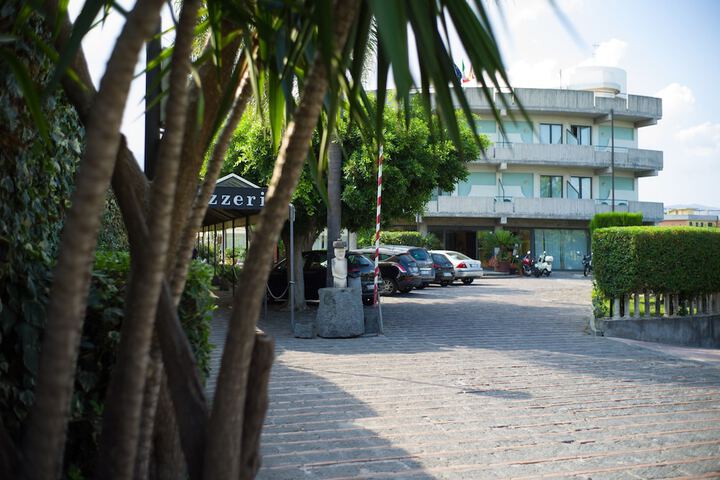 Hotel 58 of 67