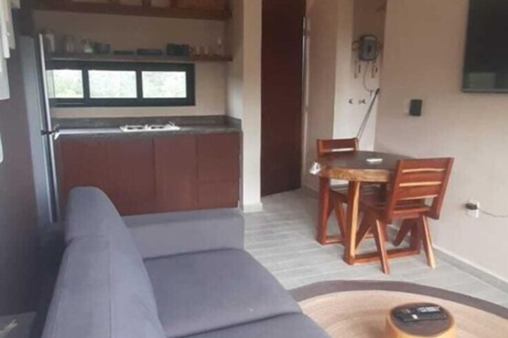 Room 14 of 31