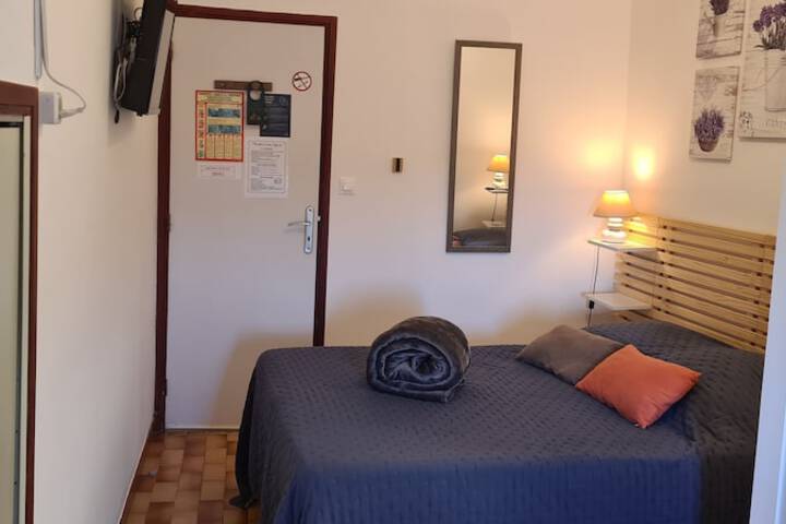 Room 49 of 111