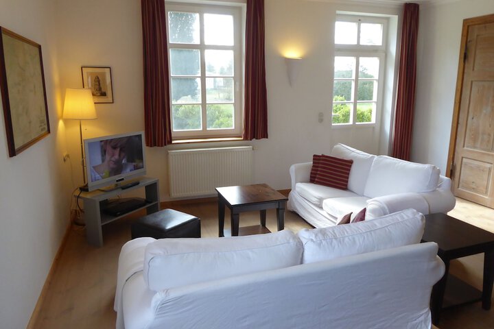 Room 15 of 44