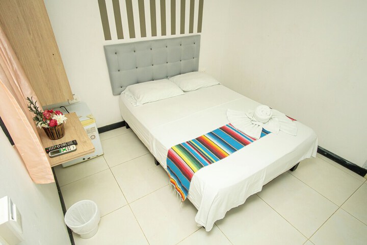 Room 33 of 108