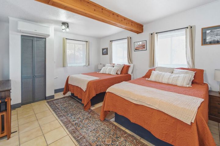 Room 3 of 45